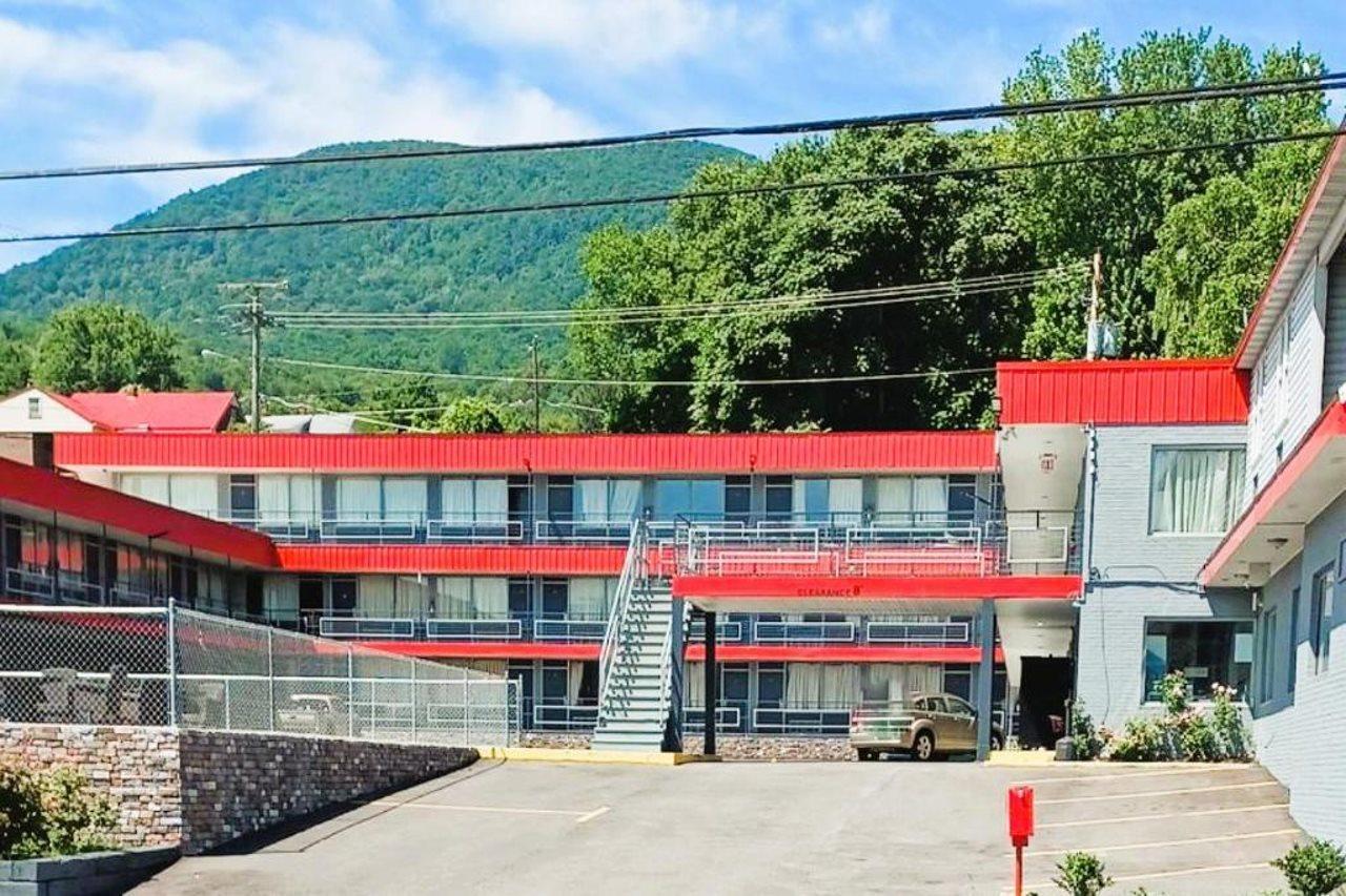 Holiday Lodge Virginia Pearisburg Εξωτερικό φωτογραφία
